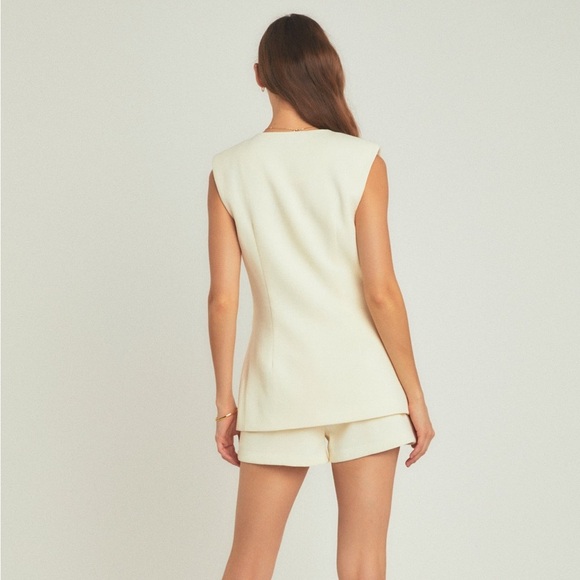 🔆 Endless Rose Cream Sleeveless Blazer Vest - Size Small, NWT - Picture 2 of 4